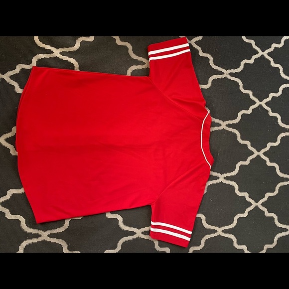 Top - Picture 3 of 4